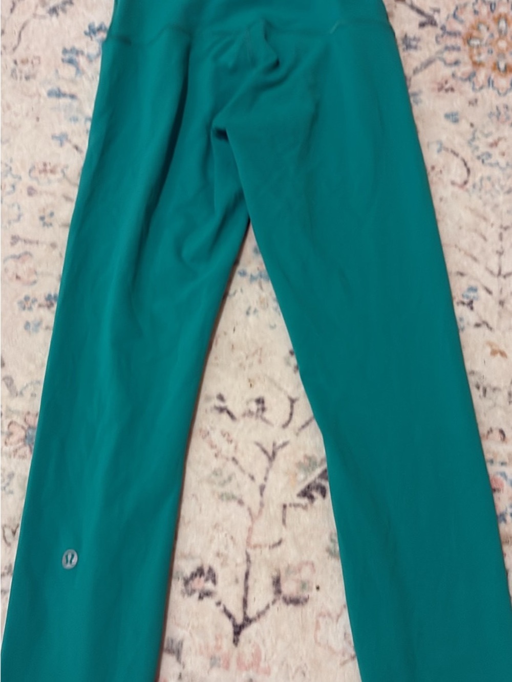 Lululemon Teal Athletic Leggings. Size 6. Like New!